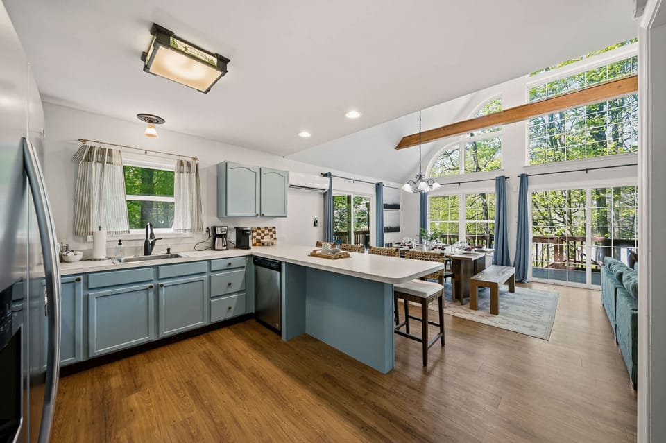 House | 4 bedrooms, high-speed internet
