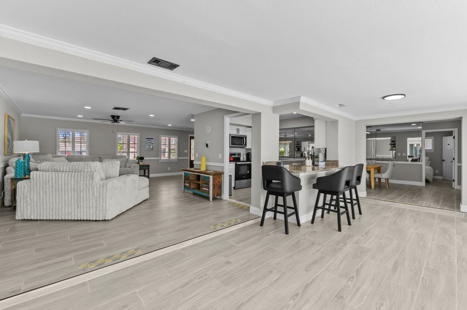 House | 4 bedrooms, high-speed internet