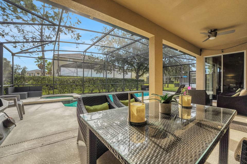 House | 5 bedrooms, desk, high-speed internet