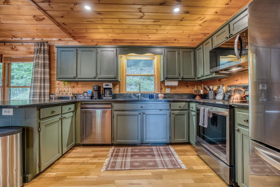 House | 4 bedrooms, high-speed internet