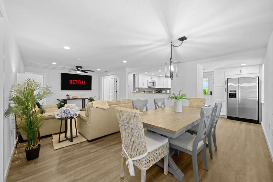 House | 3 bedrooms, high-speed internet