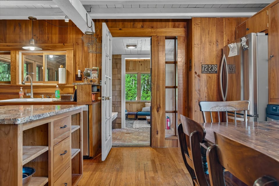 House | 4 bedrooms, high-speed internet