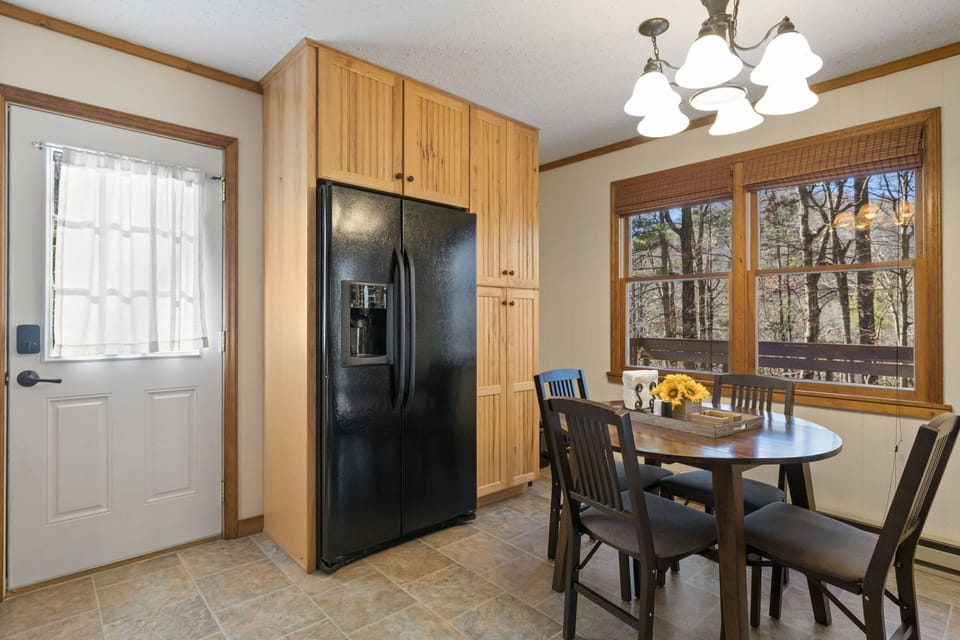 House | 4 bedrooms, high-speed internet