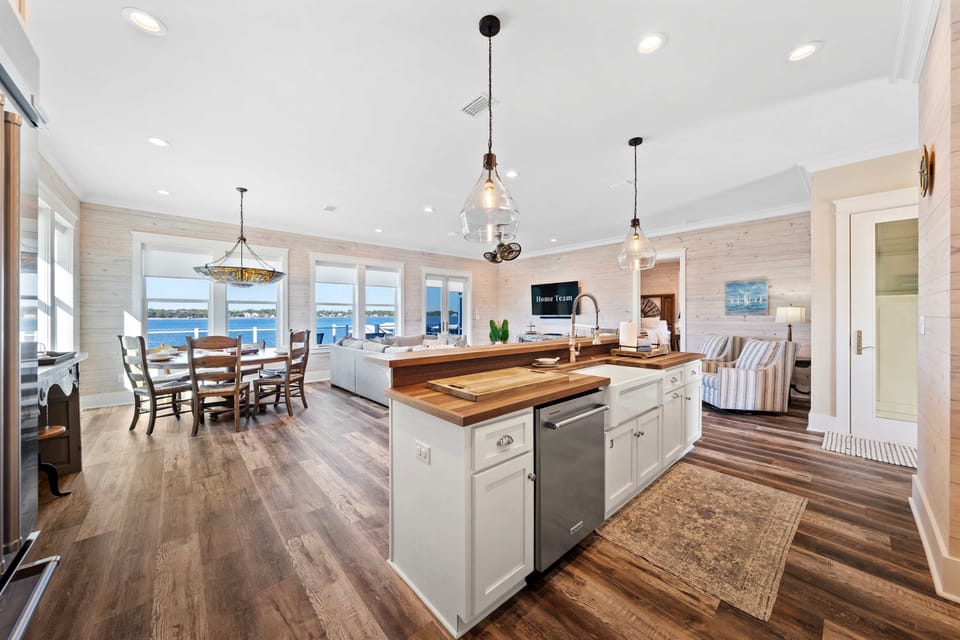 House | 4 bedrooms, high-speed internet
