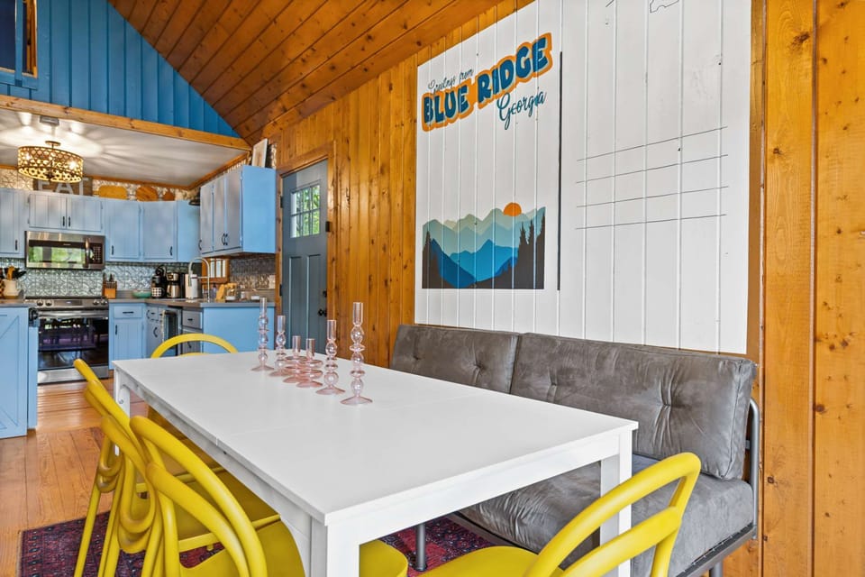 House | 4 bedrooms, high-speed internet