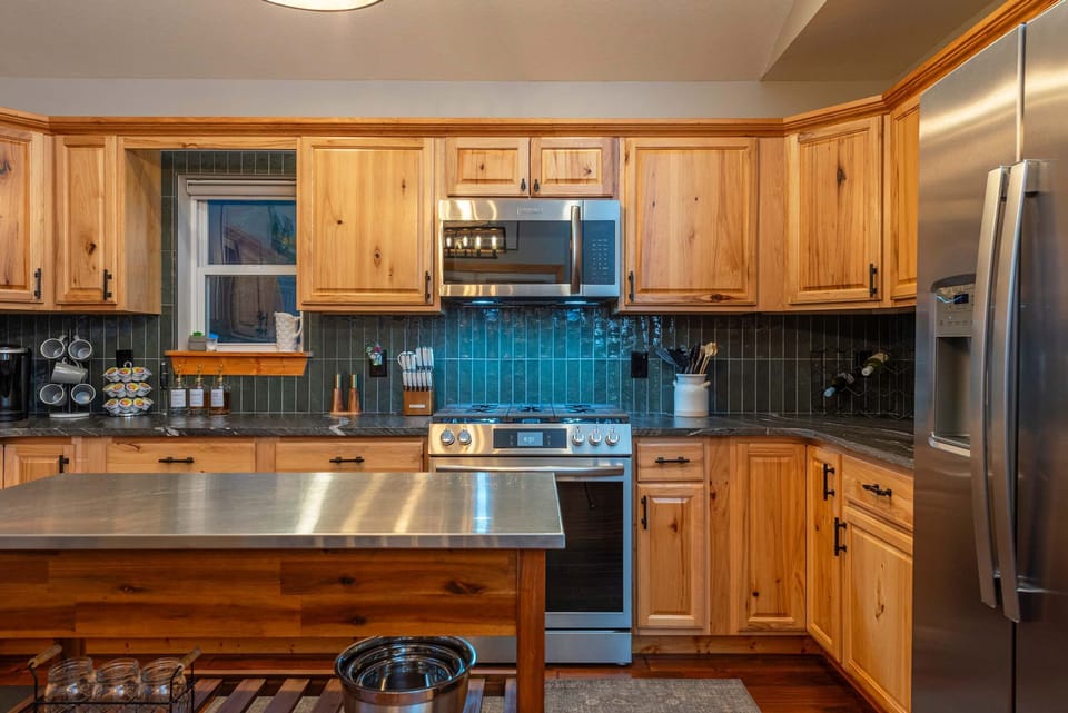 House | 3 bedrooms, high-speed internet
