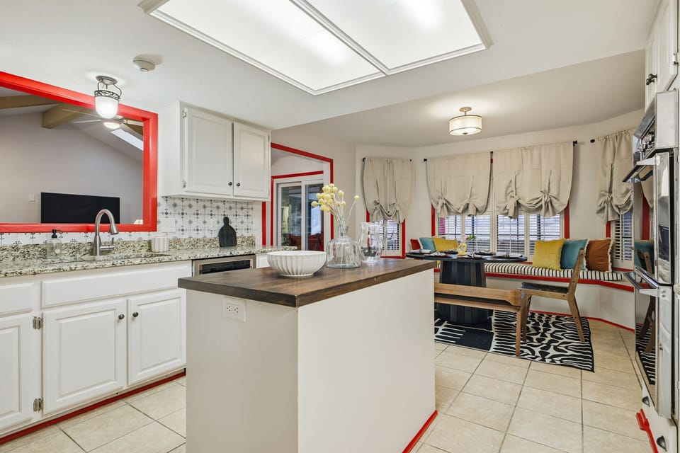 House | 4 bedrooms, high-speed internet