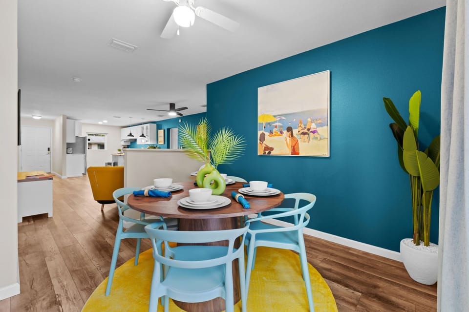 House | 6 bedrooms, high-speed internet