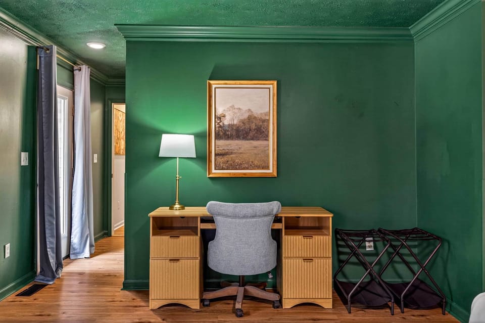 House | 4 bedrooms, high-speed internet
