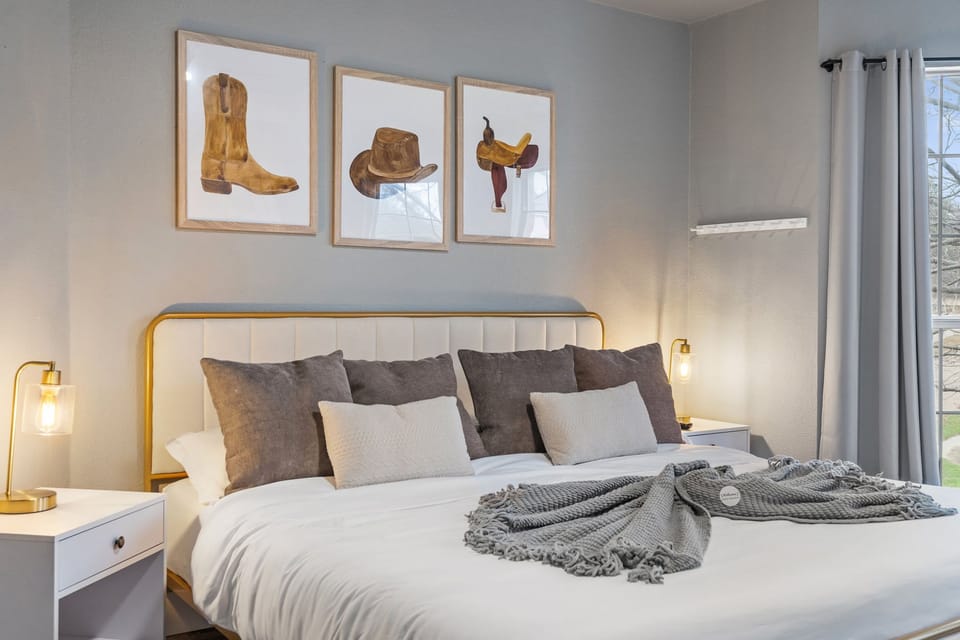House | 5 bedrooms, high-speed internet