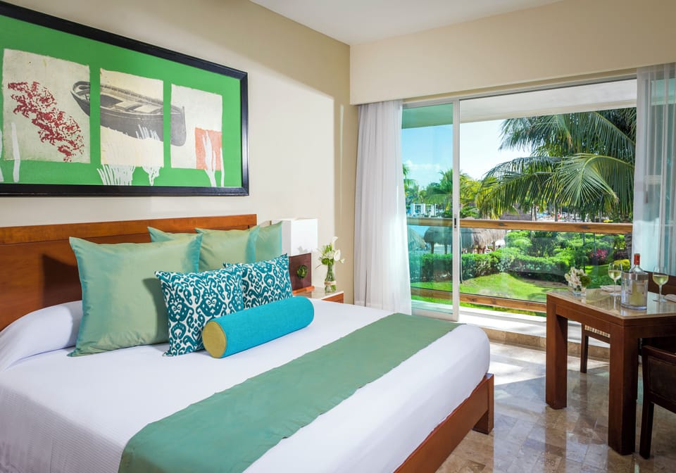 In-room safe, iron/ironing board, WiFi (free)