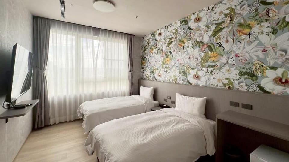 Superior Twin Room, City View | WiFi (free)