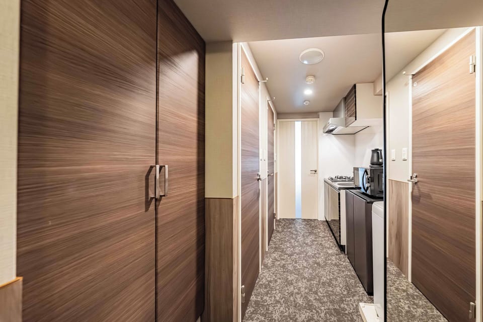 Standard Triple Room, Balcony, City View | Private kitchen | Fridge, microwave, stovetop, cookware/dishes/utensils