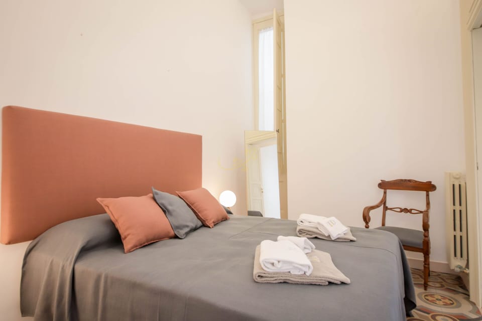 Apartment (3 Bedrooms) | 3 bedrooms, iron/ironing board, bed sheets