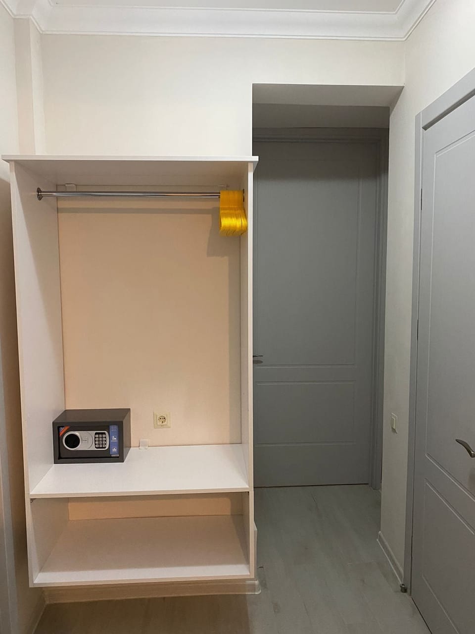 Standard Double Room | In-room safe, desk, blackout drapes, iron/ironing board