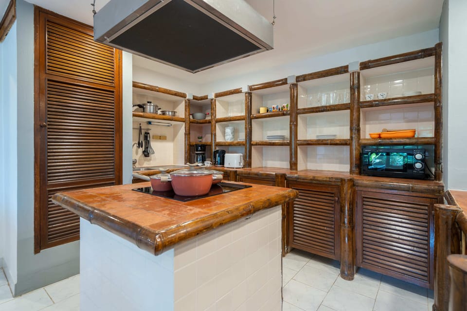 Classic Penthouse, Garden View, Slope side | Private kitchen