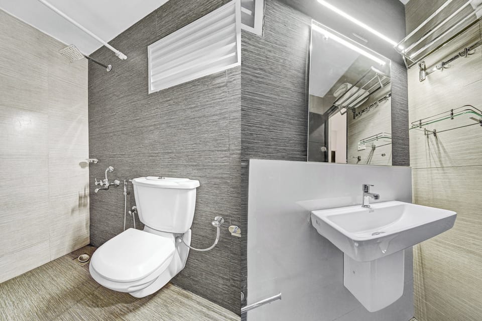 Classic Room | Bathroom