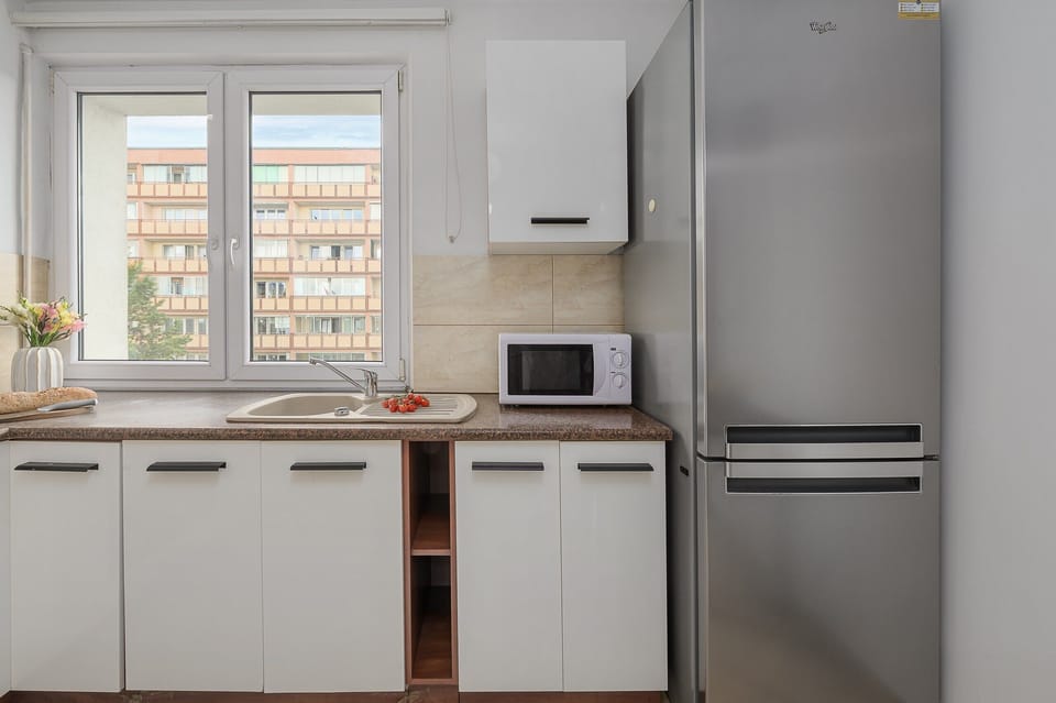 Comfort Apartment, Balcony, City View | Private kitchen | Coffee/tea maker, electric kettle, highchair, griddle