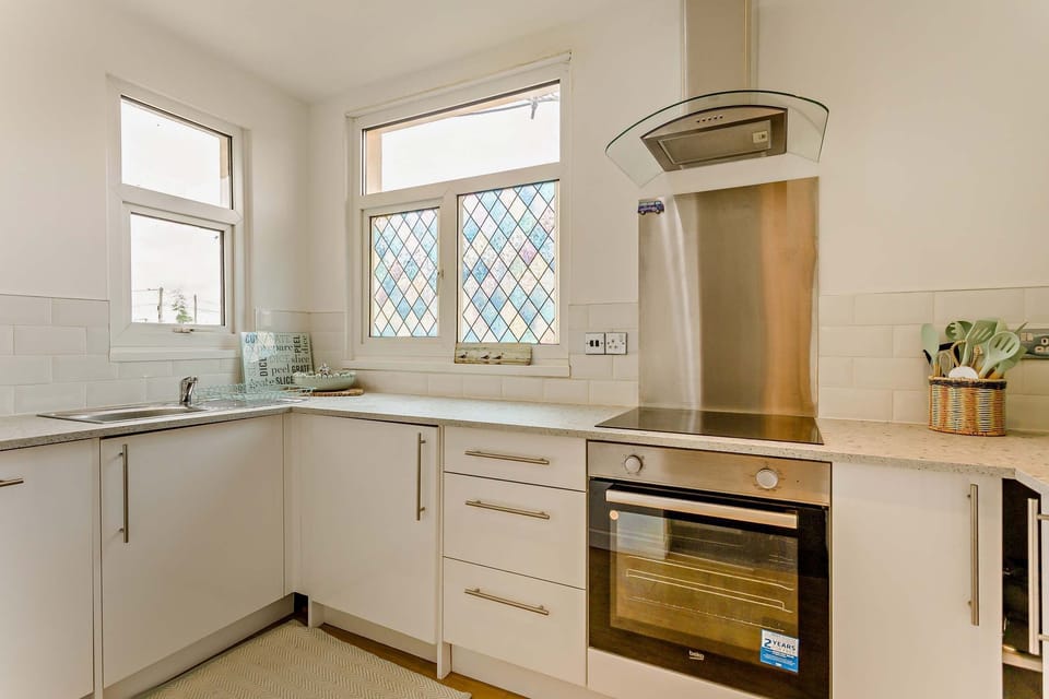 House | 3 bedrooms, high-speed internet