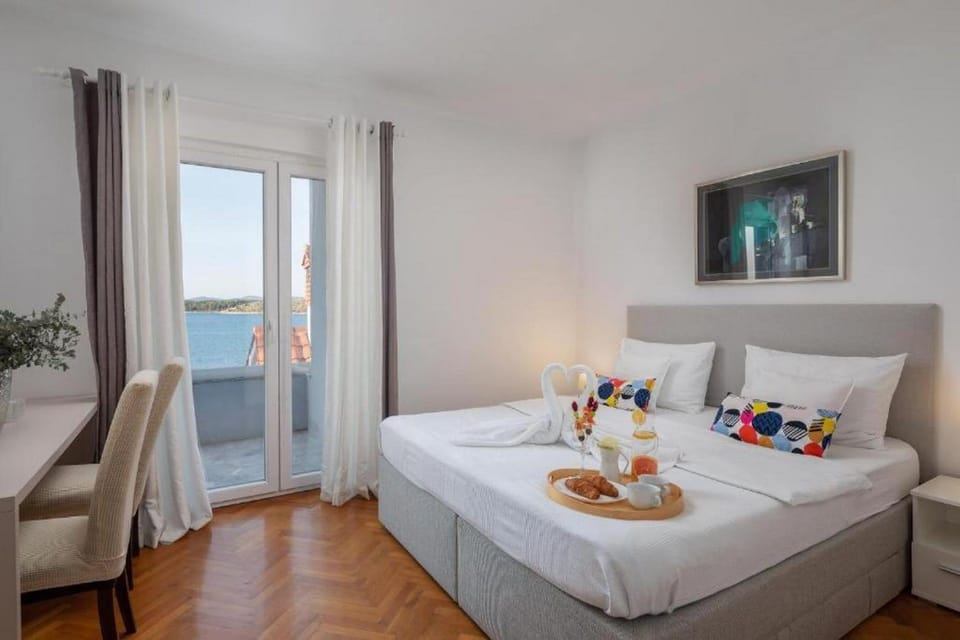 Villa | In-room safe, iron/ironing board, WiFi (free)