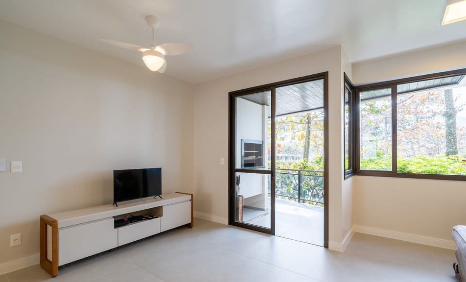 Basic Apartment | Interior