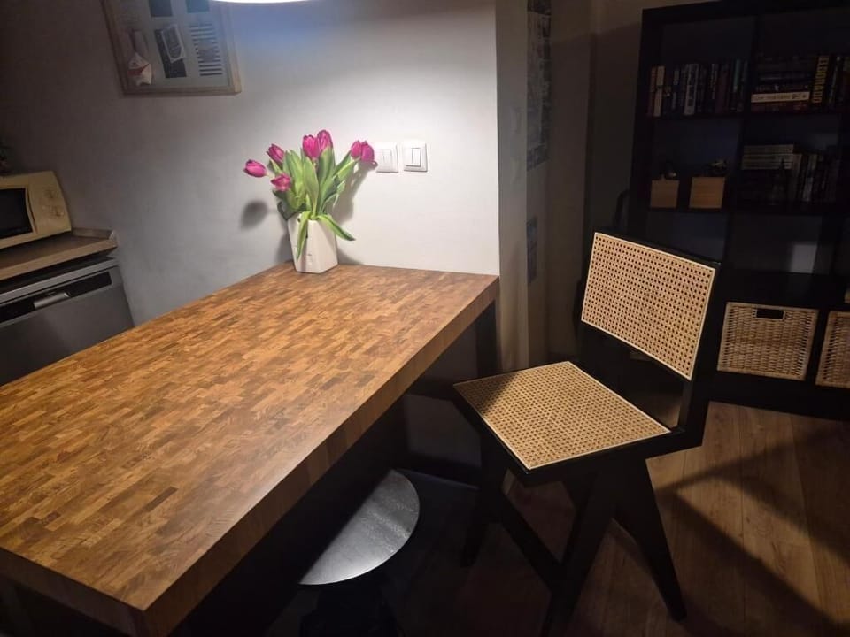 Apartment (A1) | Dining