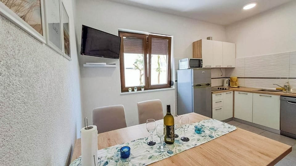 Apartment (A1) | Private kitchen | Espresso maker, fridge, microwave, stovetop