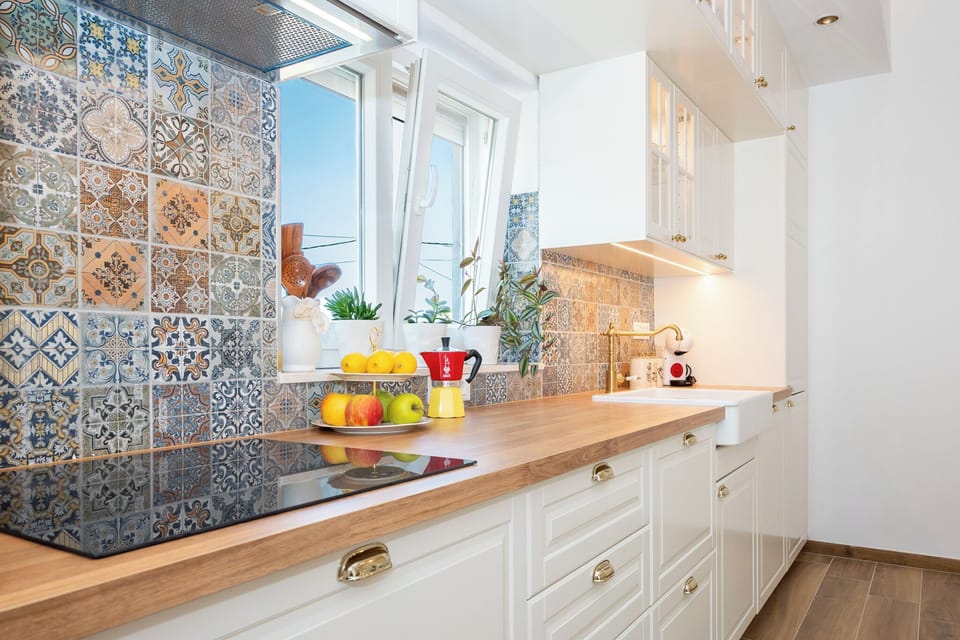 Apartment (A1) | Private kitchen | Espresso maker, fridge, oven, stovetop