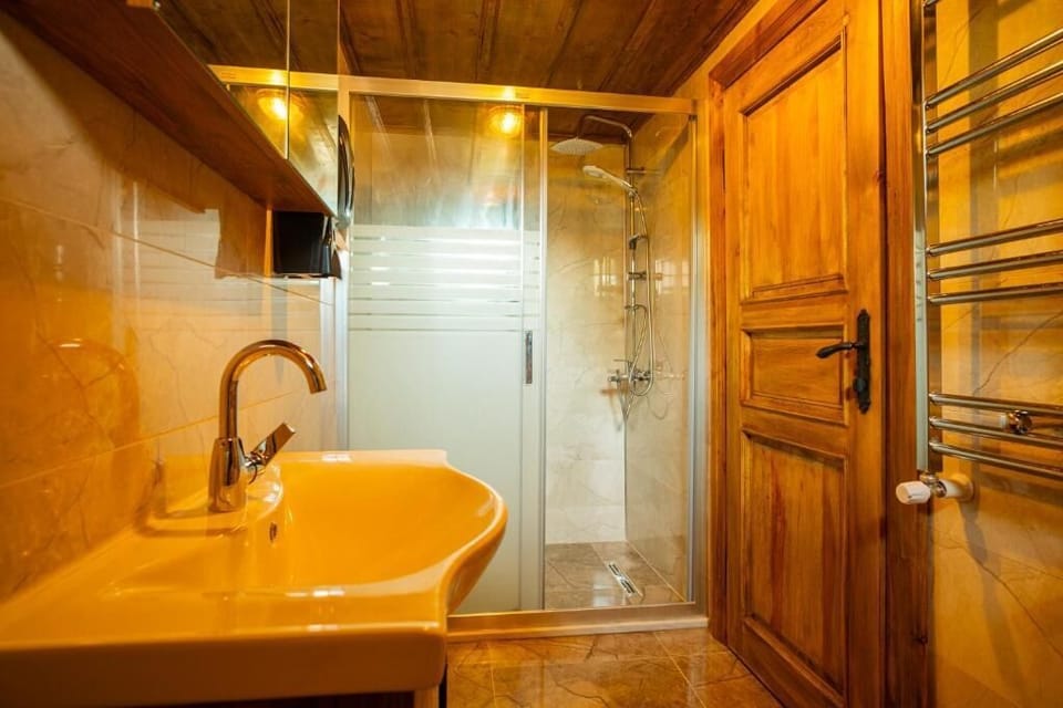 Double or Twin Room, City View | Bathroom | Shower, hair dryer, towels, soap