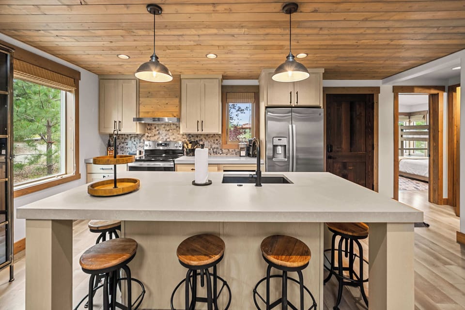 Cabin, Multiple Beds, Mountain View (Wilderness Club Park) | Private kitchen