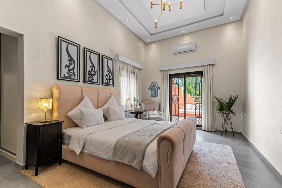 Standard Double Room, Balcony, Garden View | WiFi (free)