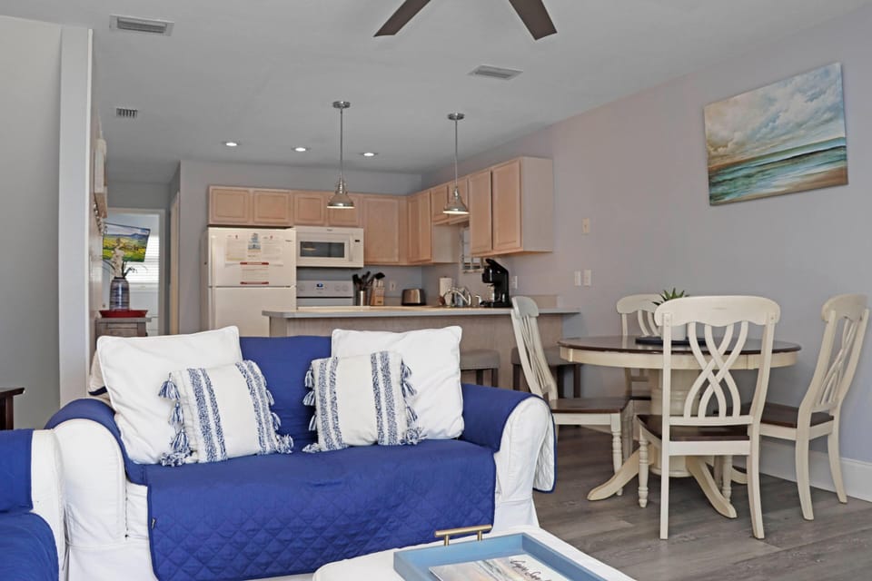 House, Multiple Beds (Barrier Dunes 542 - 55 - Relax N' Moo) | Interior