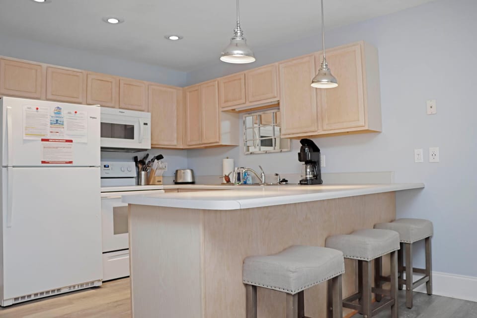 House, Multiple Beds (Barrier Dunes 542 - 55 - Relax N' Moo) | Private kitchen