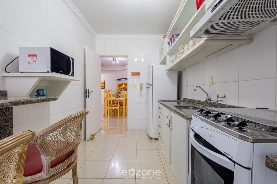 Basic Apartment | Private kitchen