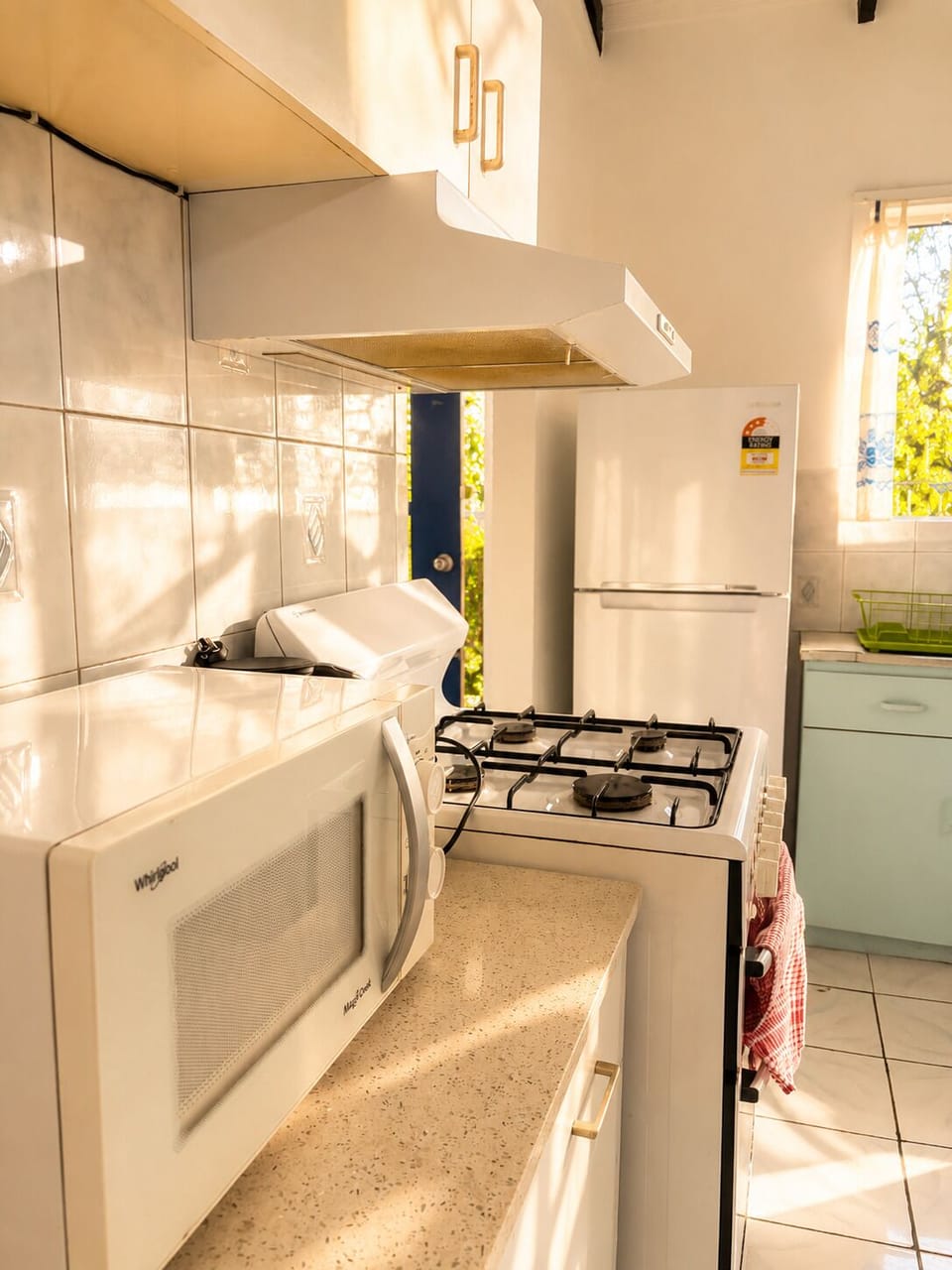 Economy Quadruple Room, Smoking, Courtyard View | Private kitchen