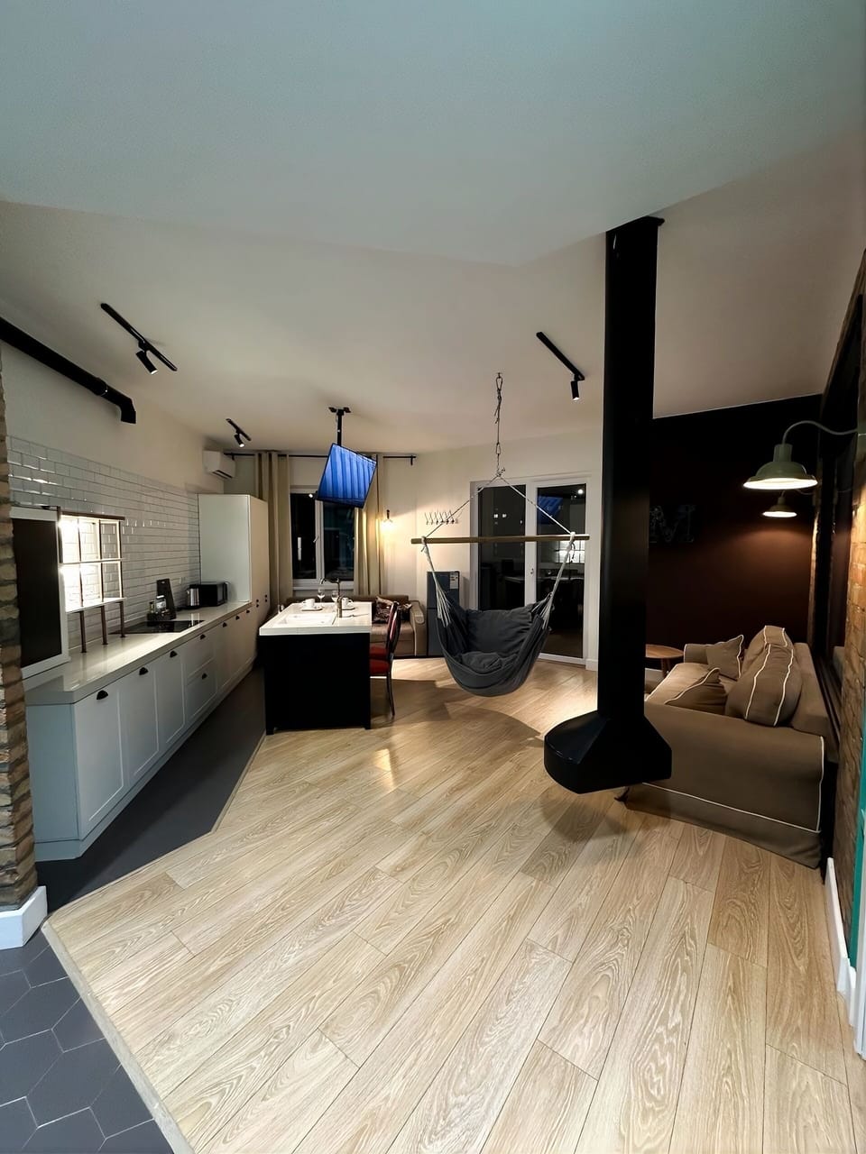 Comfort Apartment, Balcony, Mountain View | Interior