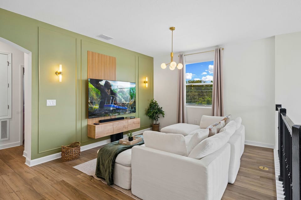 House | 5 bedrooms, high-speed internet