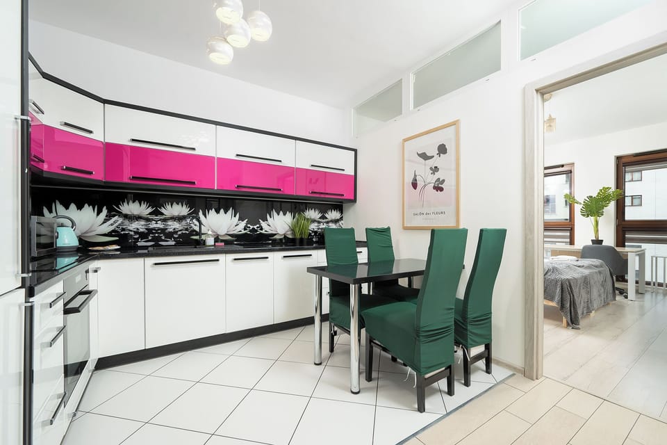 Apartment, Balcony, City View | Private kitchen