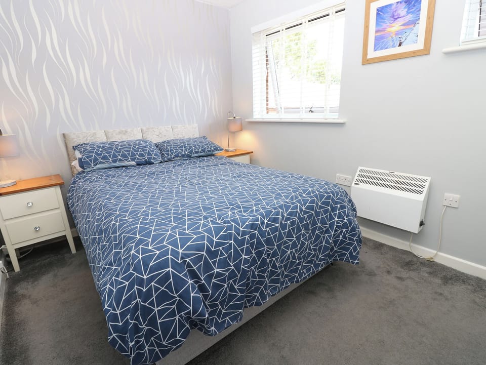 73 Pennywell Gardens Cottage in New Milton
