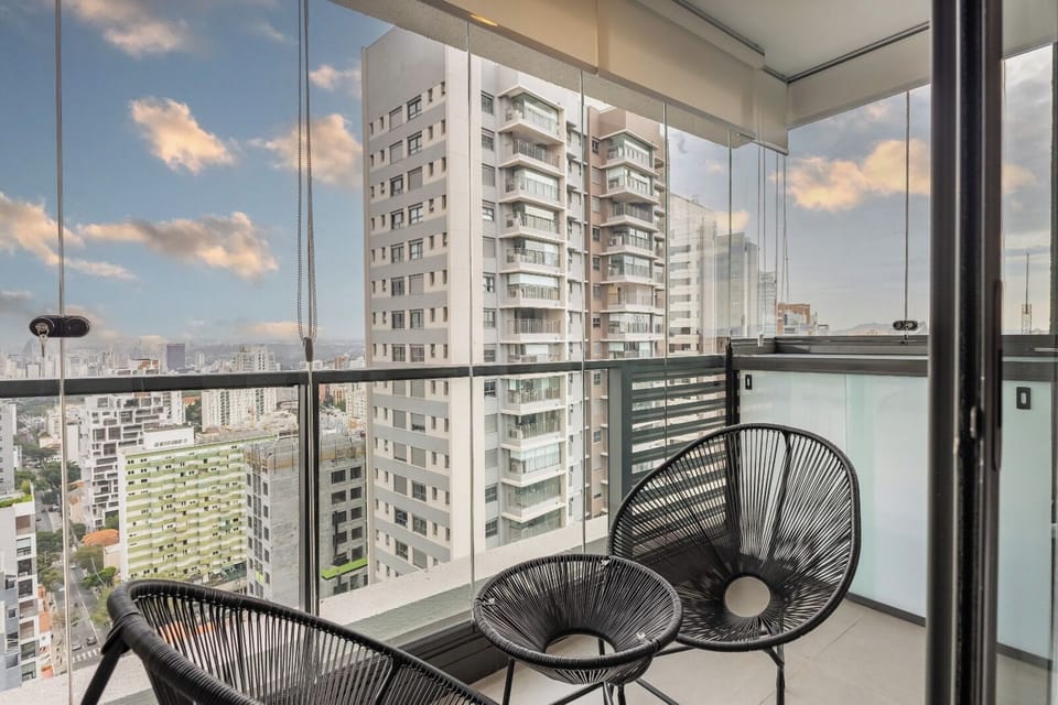 Deluxe Apartment, 1 Double Bed, Balcony, City View | Property grounds