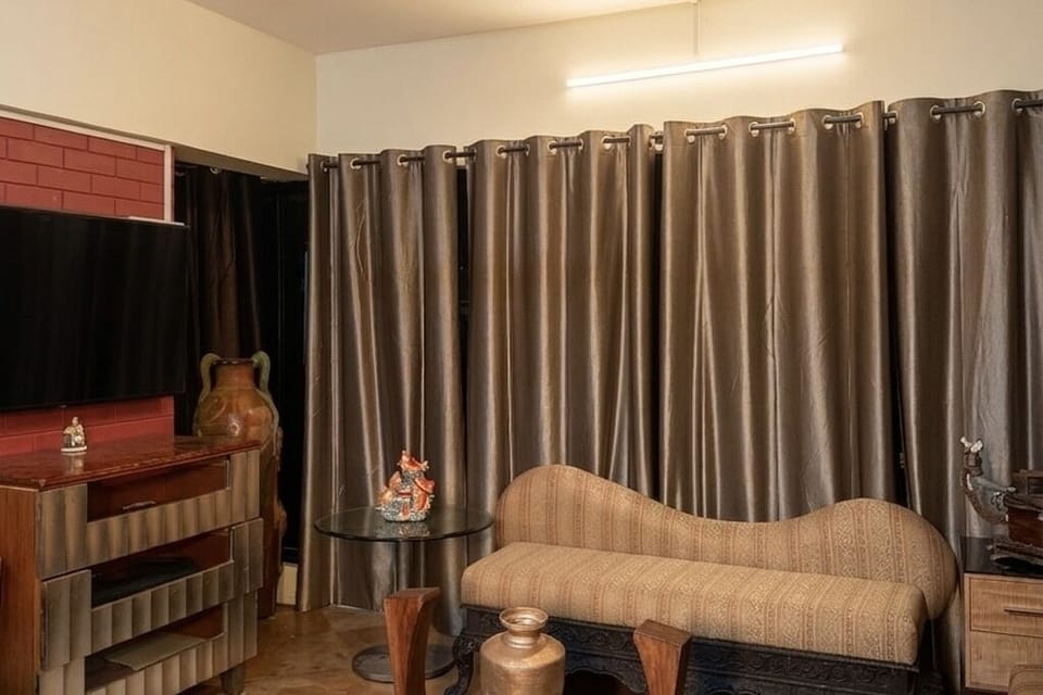 Luxury Apartment | Living area