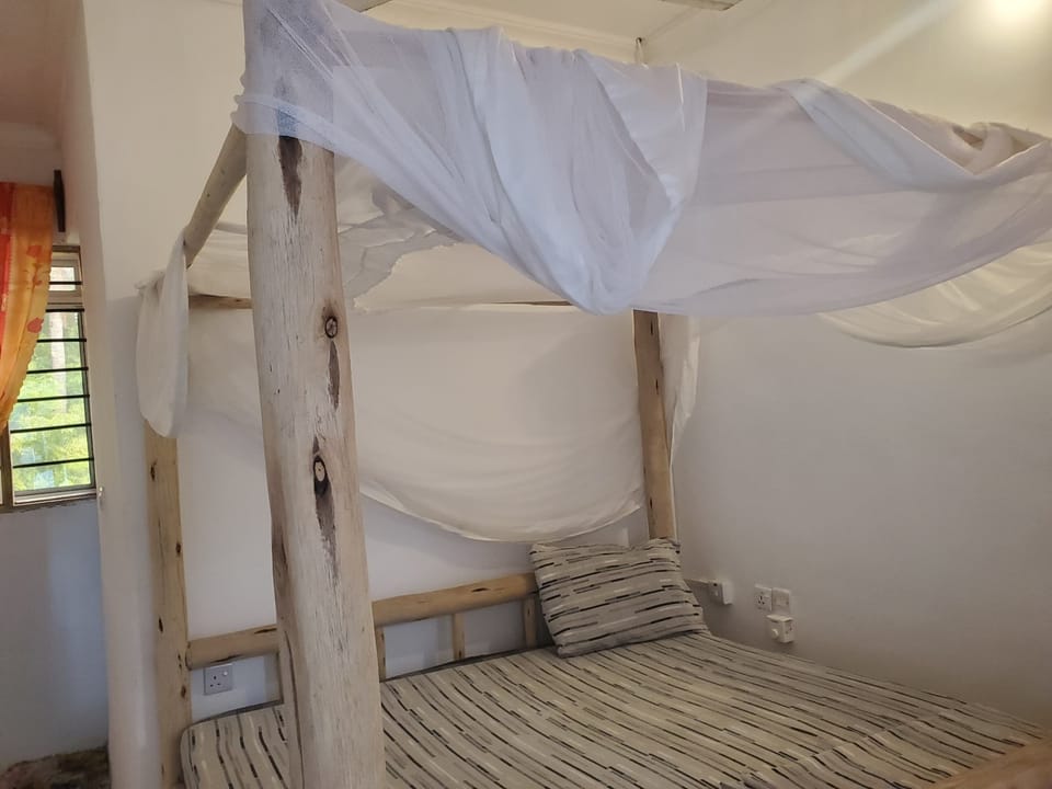 Single Room, Balcony | WiFi (free)