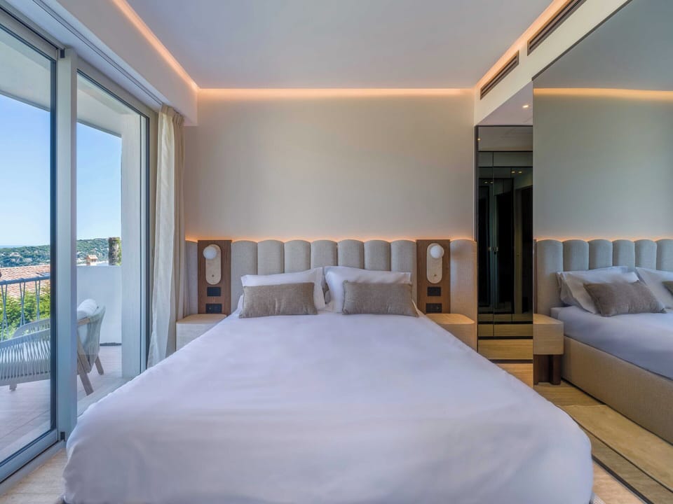 Apartment | 2 bedrooms, laptop workspace, iron/ironing board, bed sheets