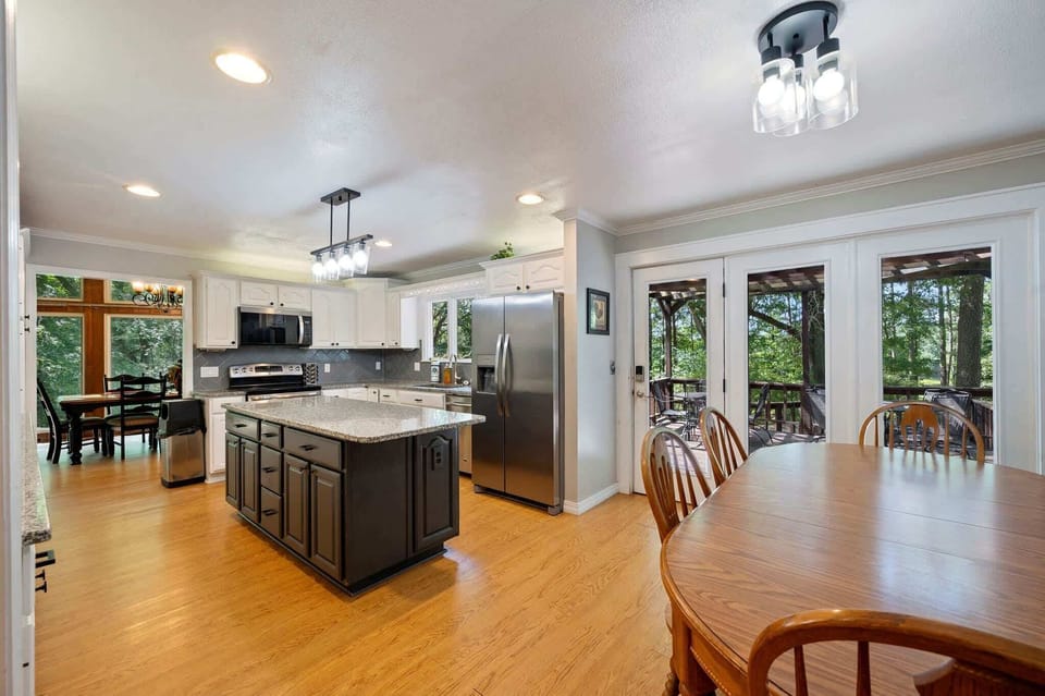 House, Multiple Beds, Mountain View (Hilltop Lodge) | Private kitchen