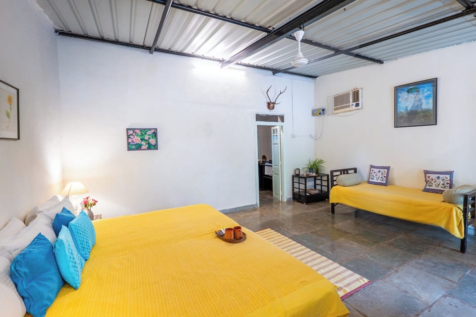 Basic Double Room, Patio | WiFi (free)