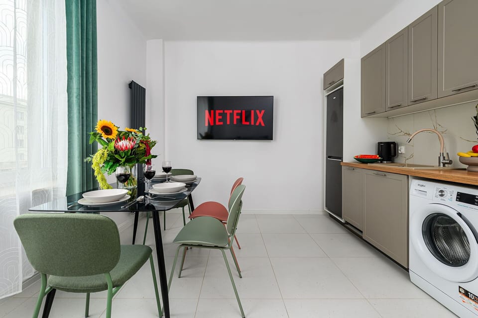 Apartment | Dining
