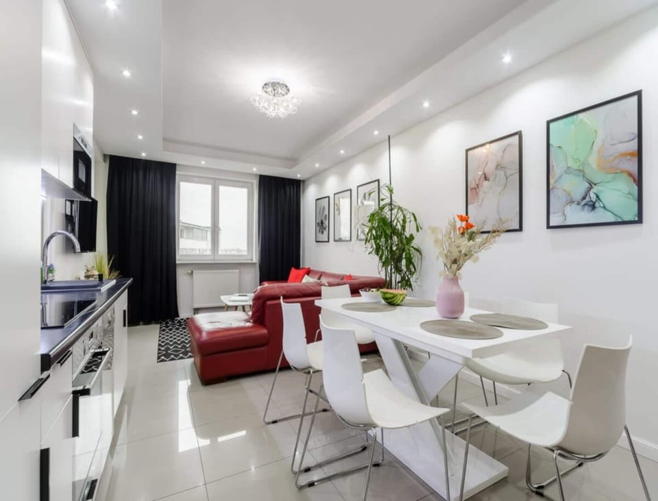 Apartment | Dining