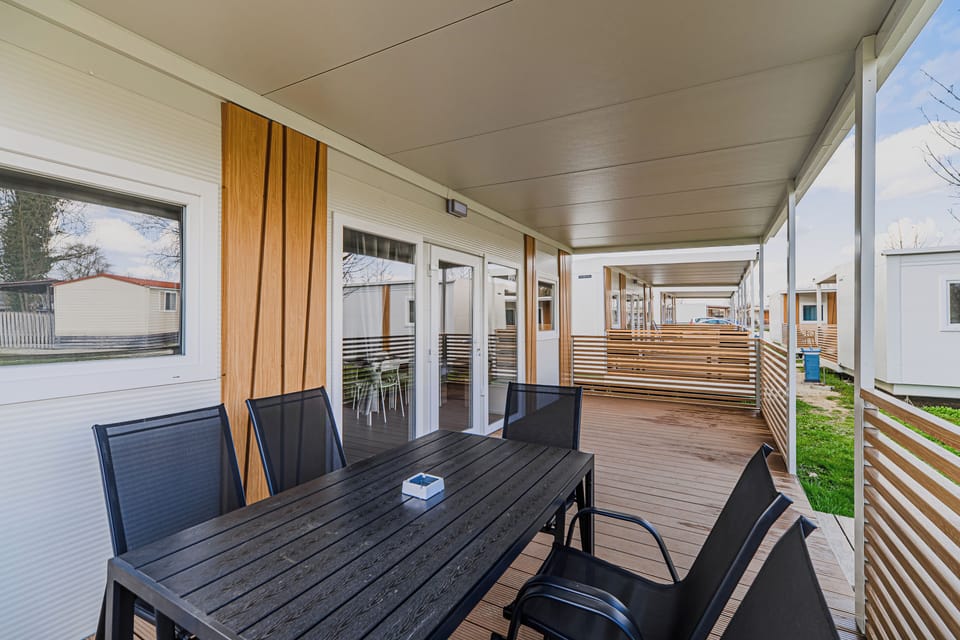 House, 3 Bedrooms, Air conditioning, Garden View | Outdoor dining