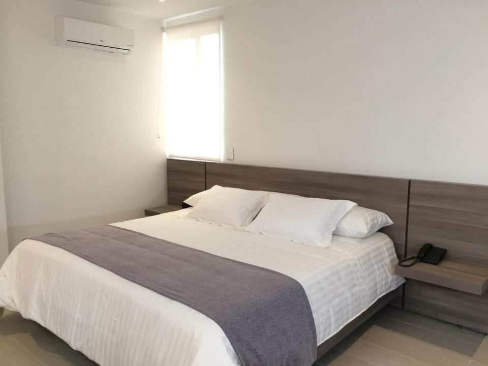 Superior Double Room, City View | In-room safe, soundproofing, WiFi (free)