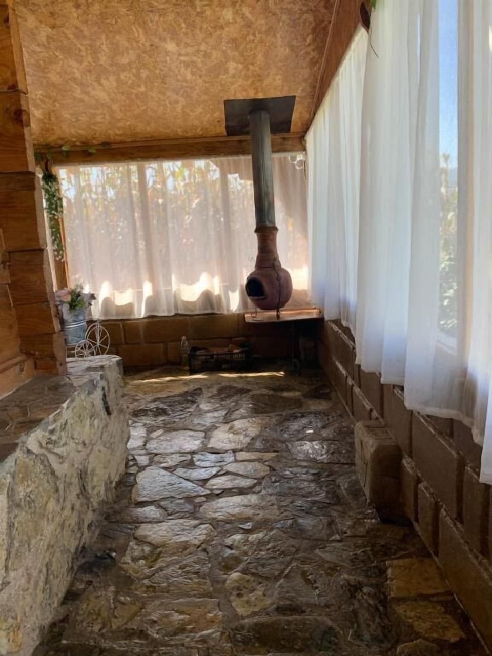 Basic Chalet, Patio, Garden View | Interior